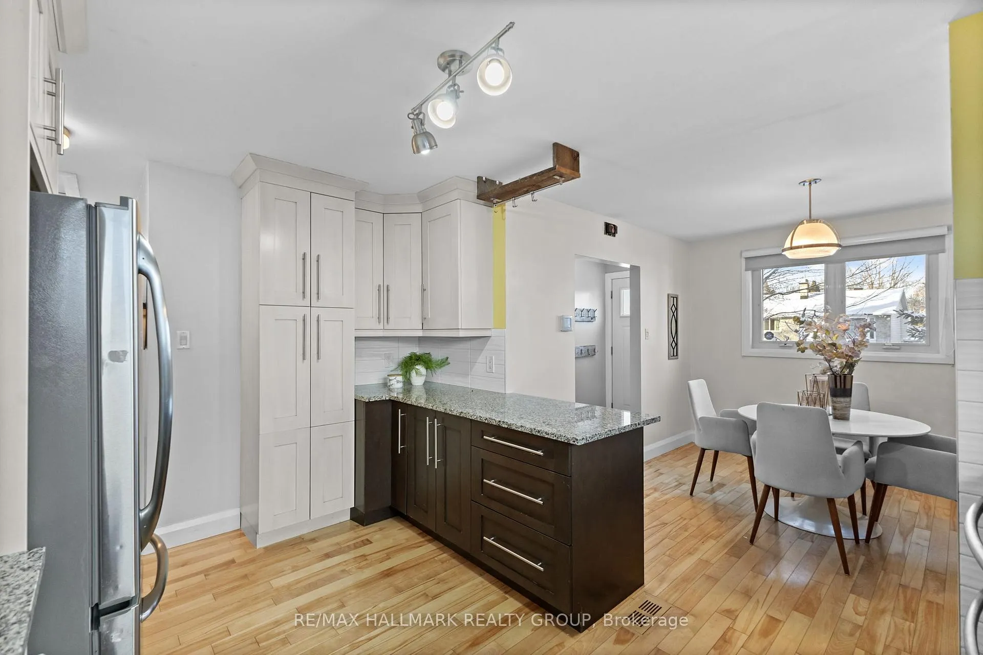 Photo 19 of 2155 Monson Crescent, Ottawa, Beacon Hill North — HOMEH
