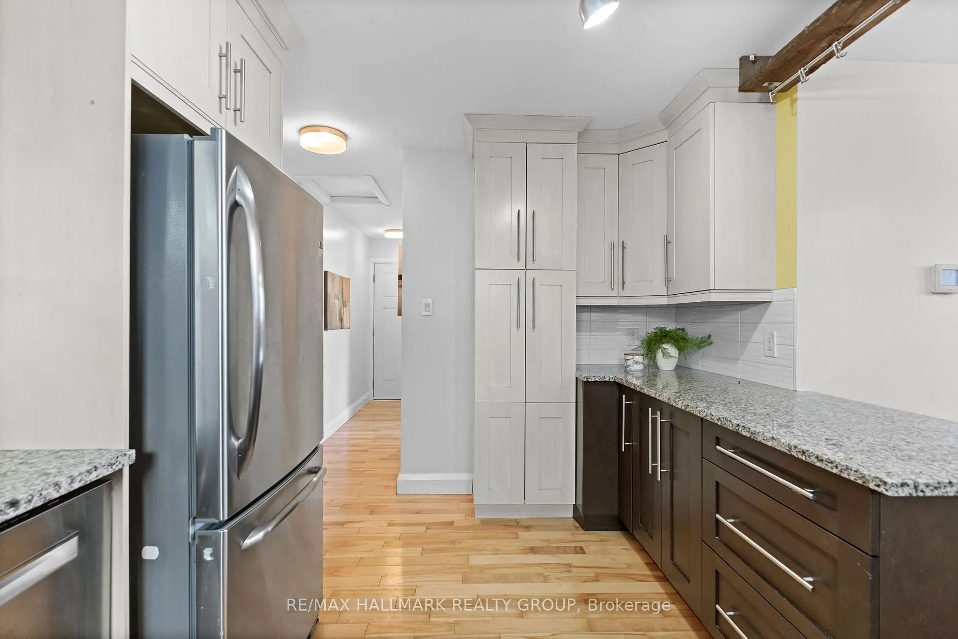 Photo 24 of 2155 Monson Crescent, Ottawa, Beacon Hill North — HOMEH