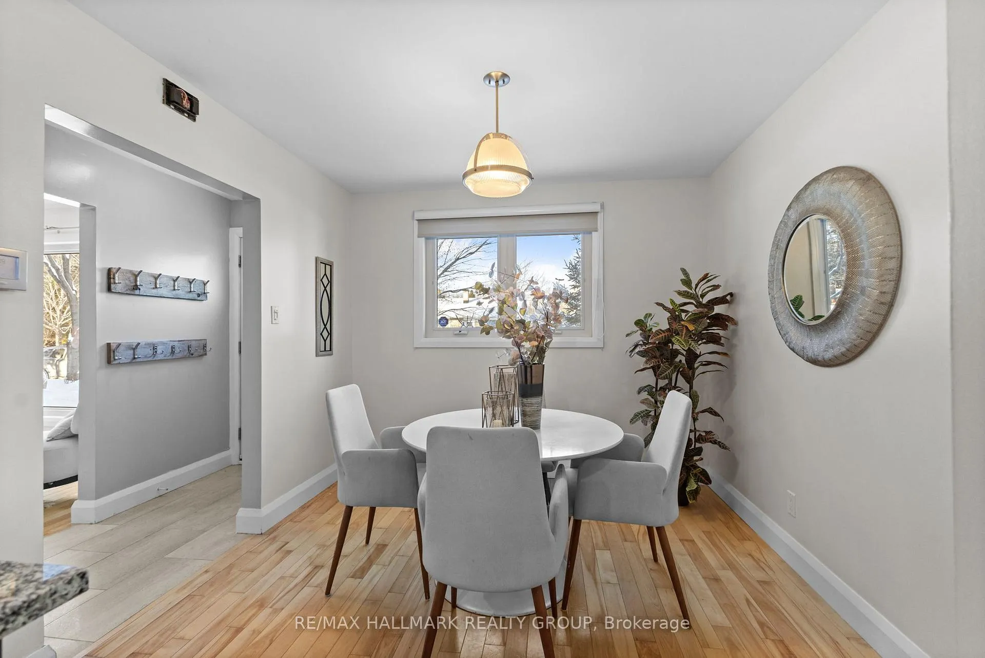 Photo 28 of 2155 Monson Crescent, Ottawa, Beacon Hill North — HOMEH