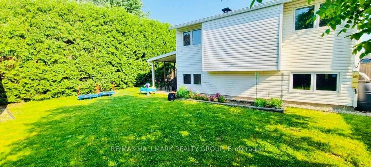 Photo 58 of 2155 Monson Crescent, Ottawa, Beacon Hill North — HOMEH