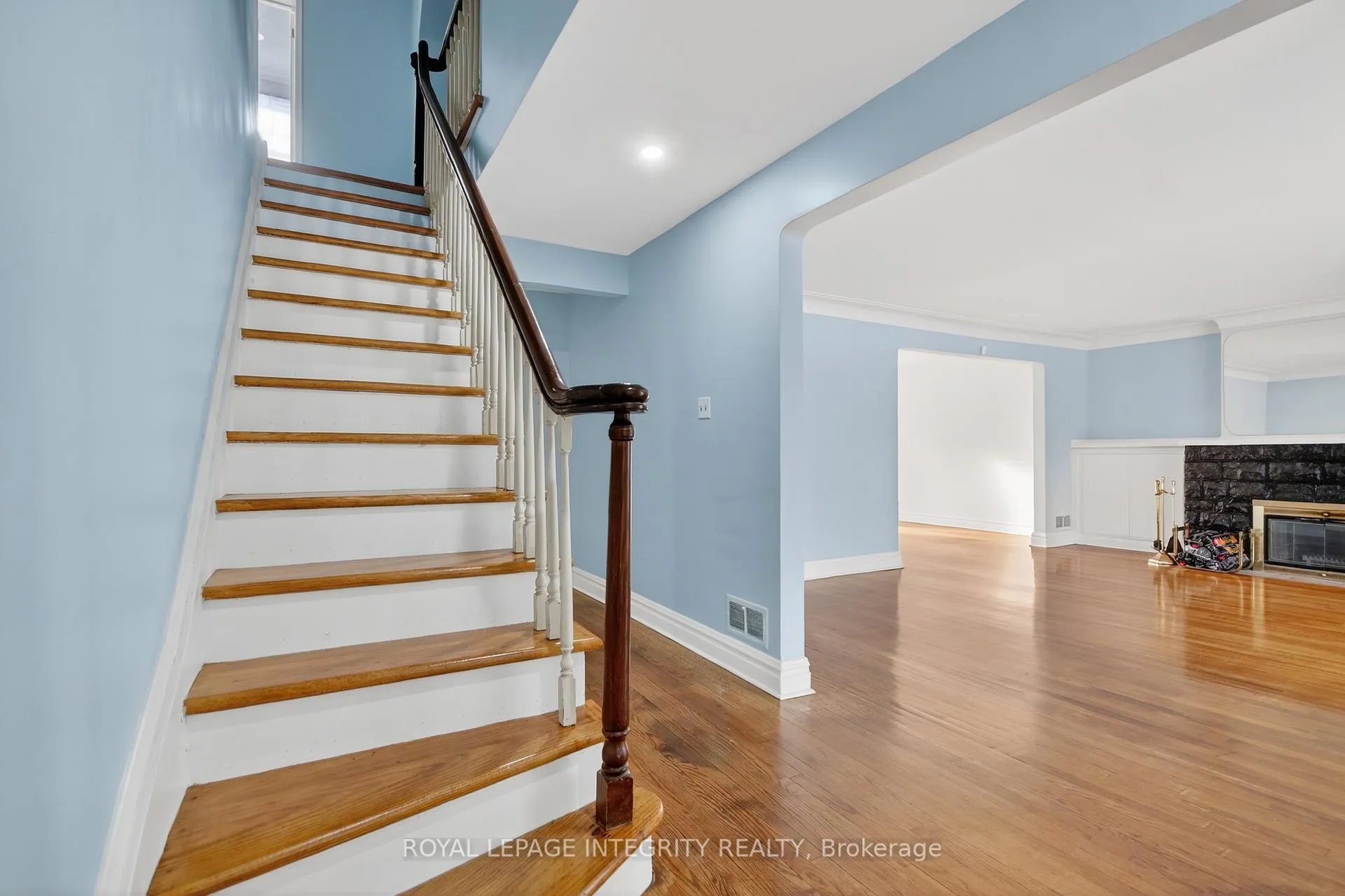 Photo 62 of 230 Smyth Road, Ottawa, Alta Vista/Faircrest Heights — HOMEH