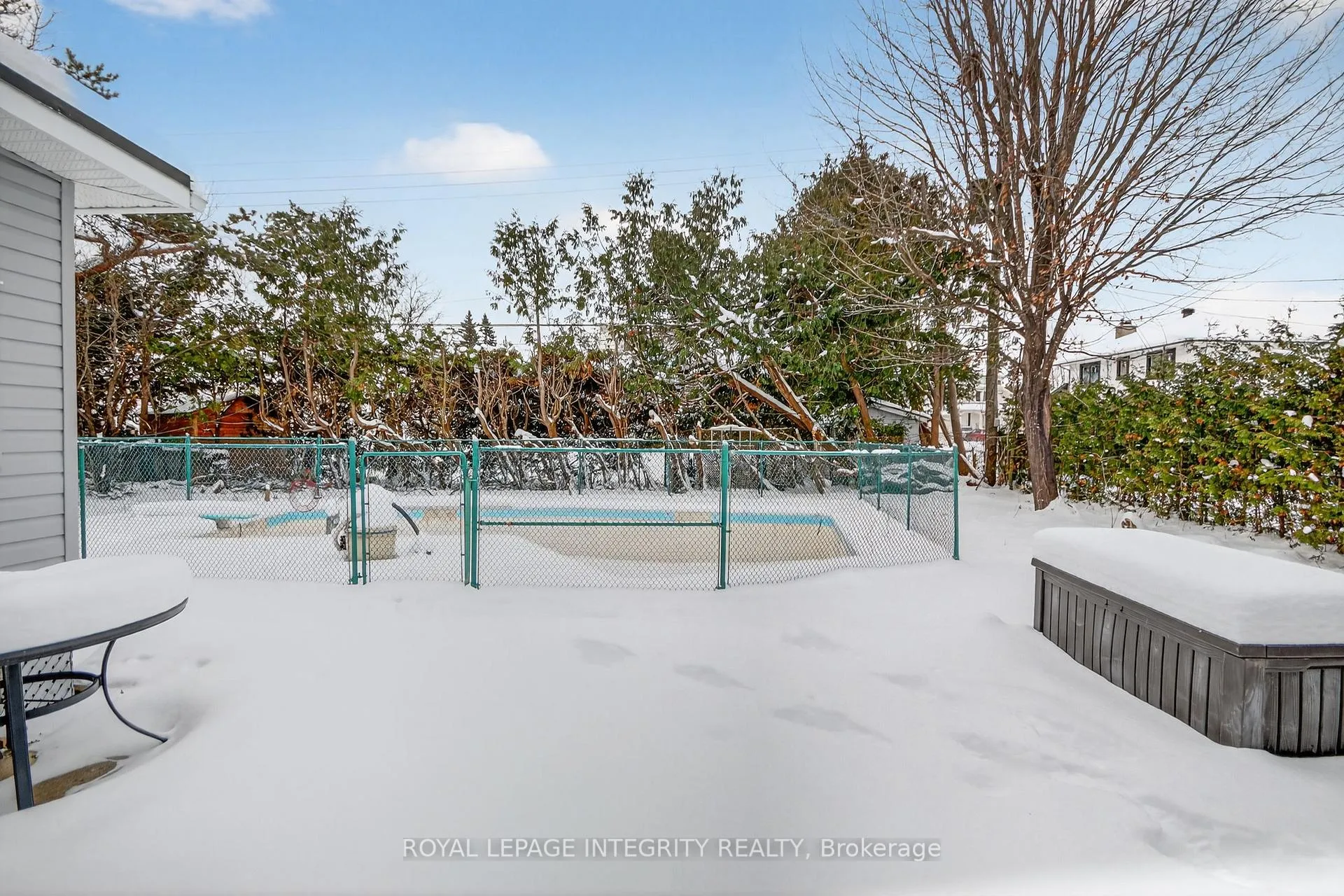 Photo 106 of 230 Smyth Road, Ottawa, Alta Vista/Faircrest Heights — HOMEH