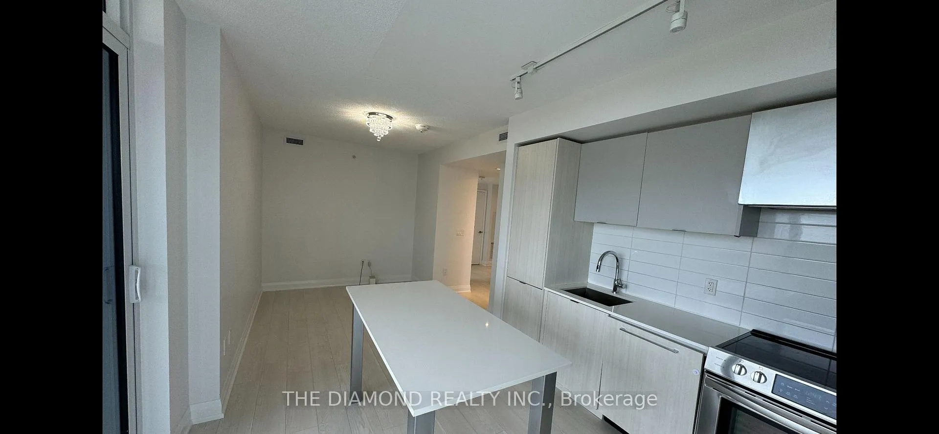 Photo 10 of Unit 830, 26 Gibbs Road, Etobicoke, Islington-City Centre West — HOMEH