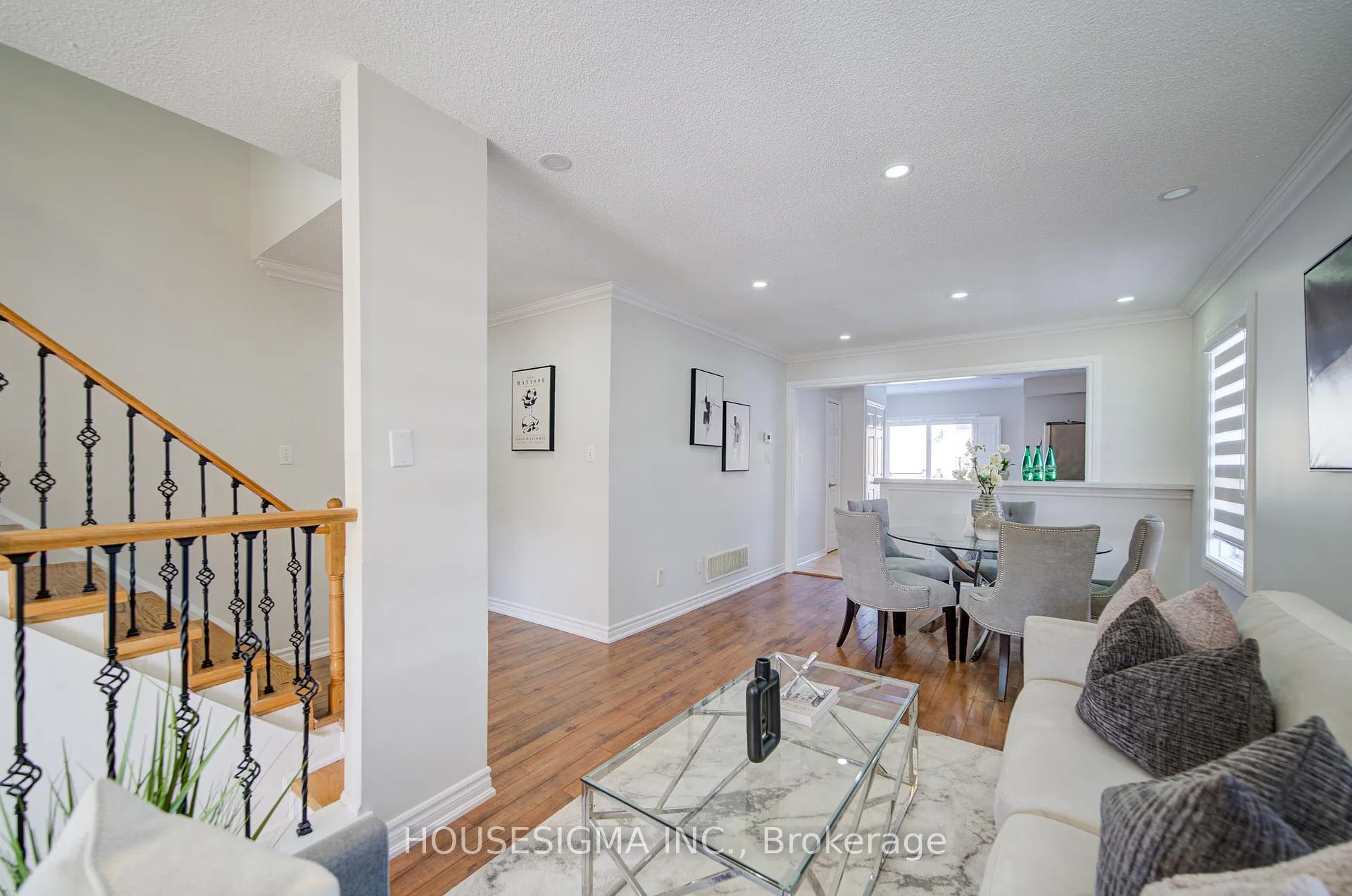 Photo 11 of 73 Brinkley Drive, Brampton, Snelgrove — HOMEH