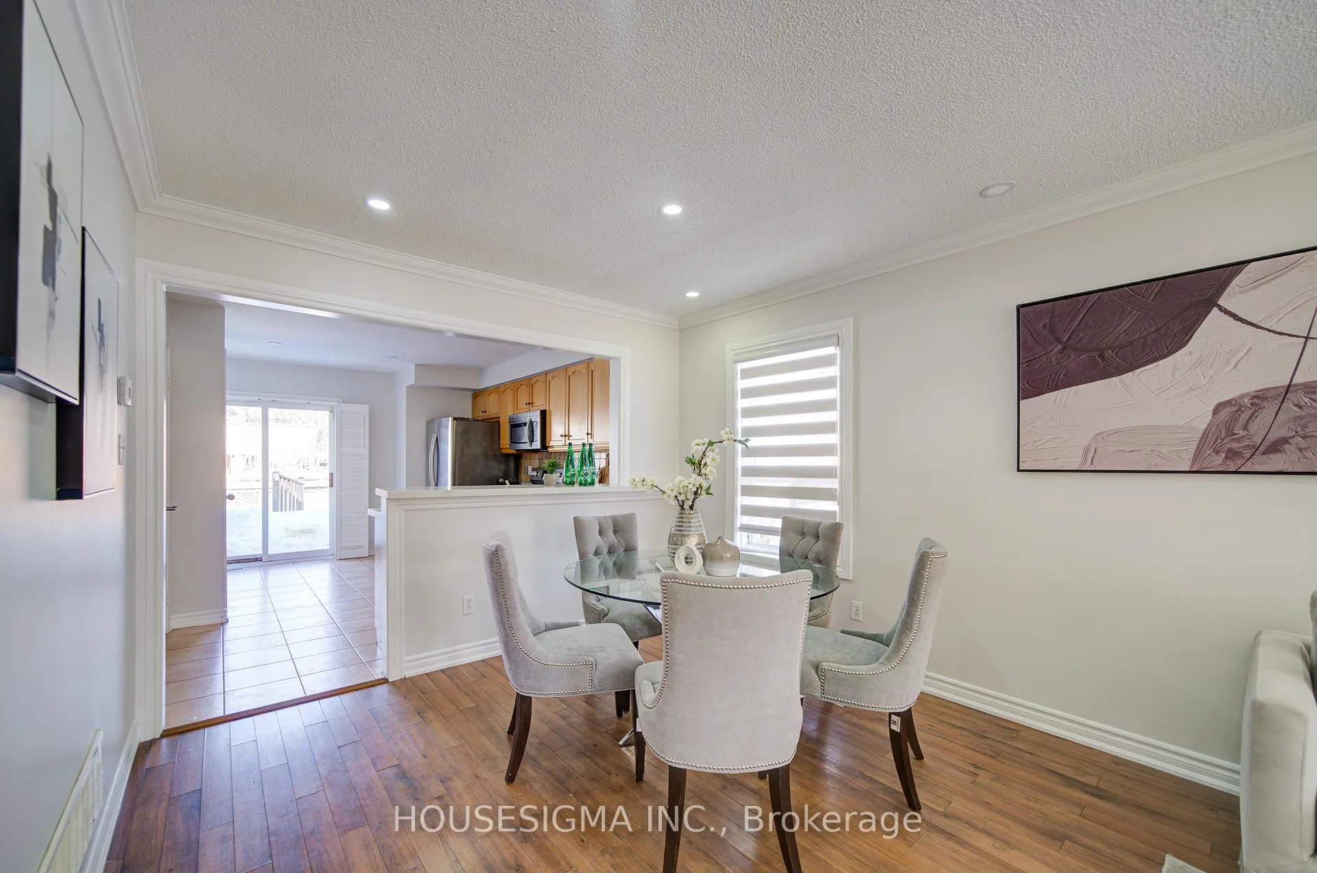 Photo 13 of 73 Brinkley Drive, Brampton, Snelgrove — HOMEH