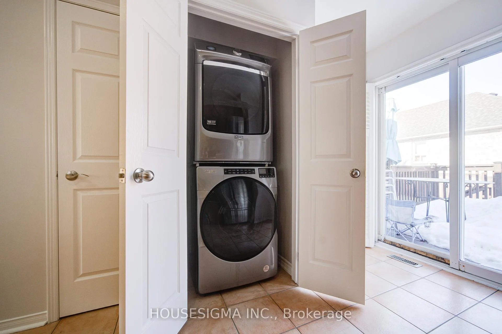 Photo 21 of 73 Brinkley Drive, Brampton, Snelgrove — HOMEH