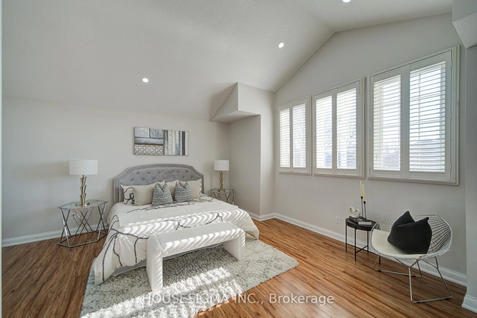 Photo 33 of 73 Brinkley Drive, Brampton, Snelgrove — HOMEH