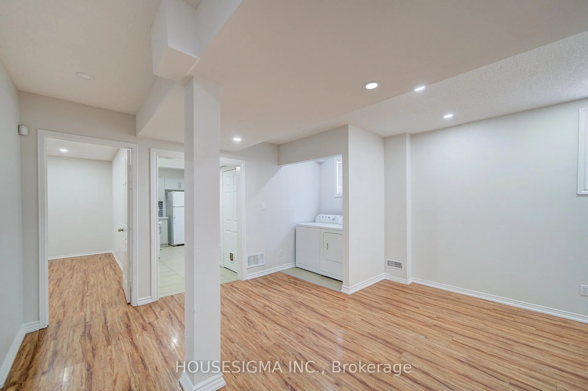 Photo 38 of 73 Brinkley Drive, Brampton, Snelgrove — HOMEH