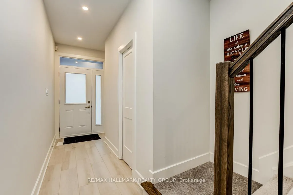 Photo 3 of 1006 Shefford Road, Ottawa, Beacon Hill South — HOMEH