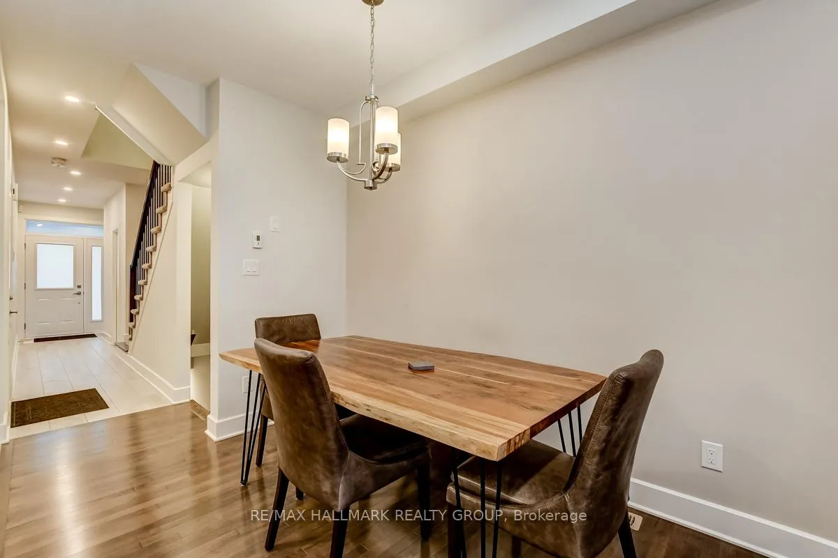 Photo 7 of 1006 Shefford Road, Ottawa, Beacon Hill South — HOMEH