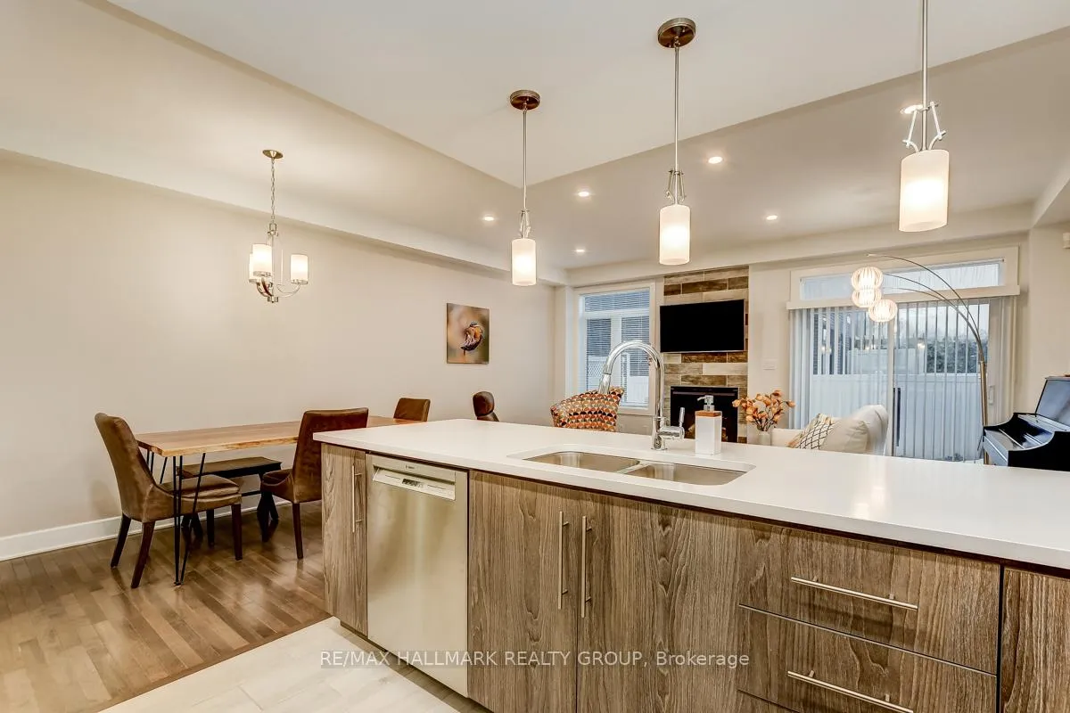 Photo 38 of 1006 Shefford Road, Ottawa, Beacon Hill South — HOMEH