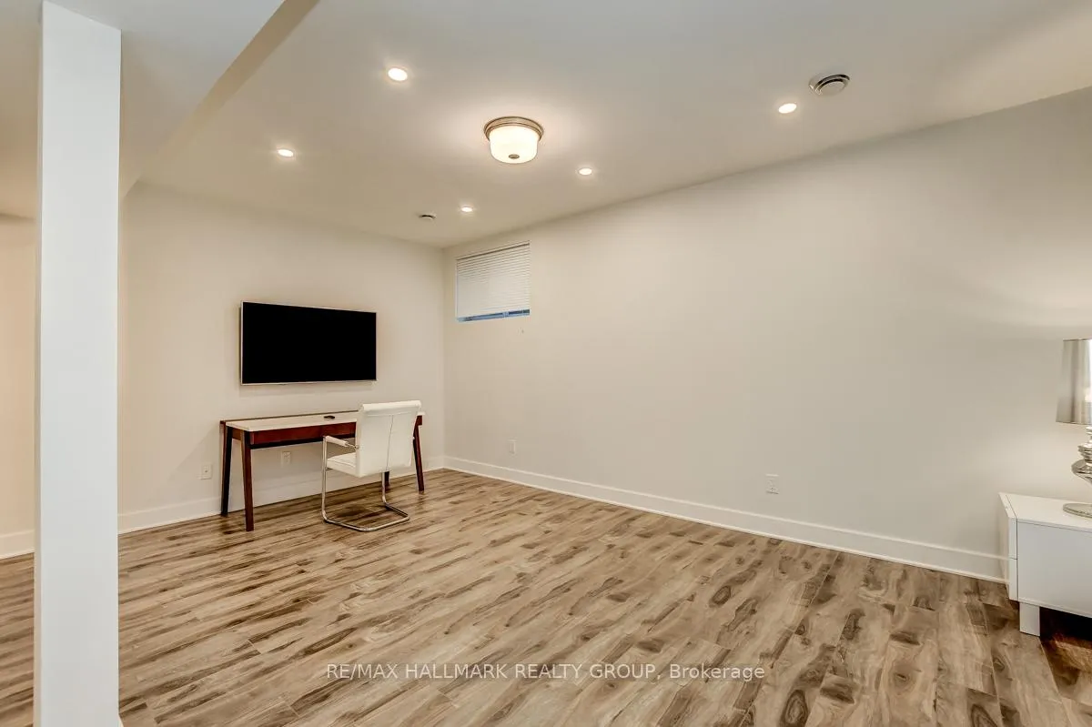 Photo 85 of 1006 Shefford Road, Ottawa, Beacon Hill South — HOMEH