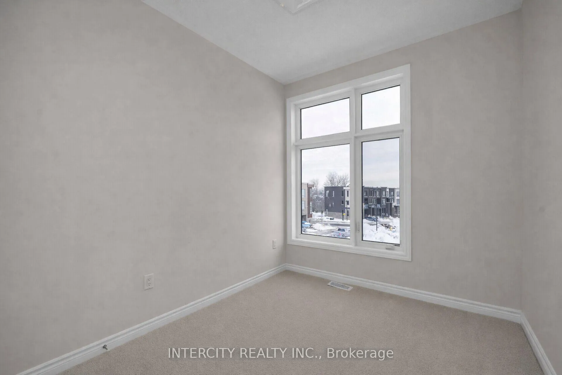 Photo 29 of 16 Radisson Street, Vaughan, Elder Mills — HOMEH