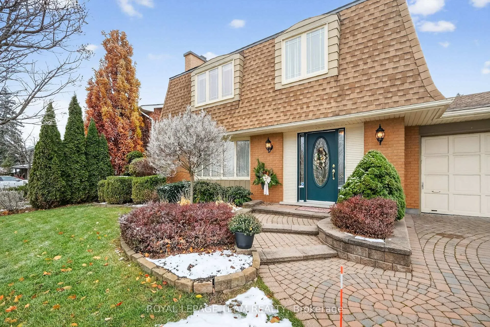Photo 5 of 1768 Featherston Drive, Ottawa, Guildwood Estates - Urbandale Acres — HOMEH