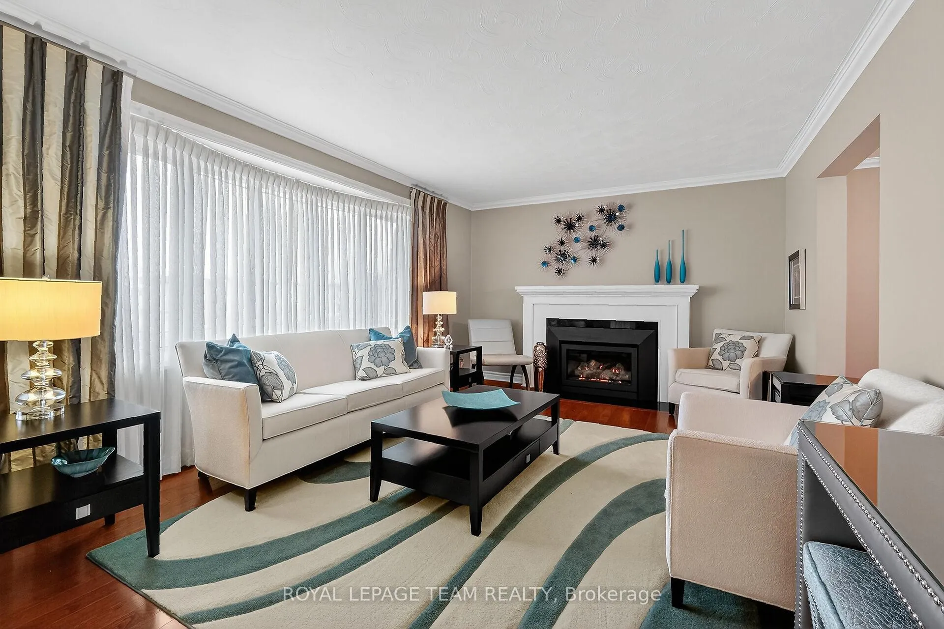 Photo 15 of 1768 Featherston Drive, Ottawa, Guildwood Estates - Urbandale Acres — HOMEH