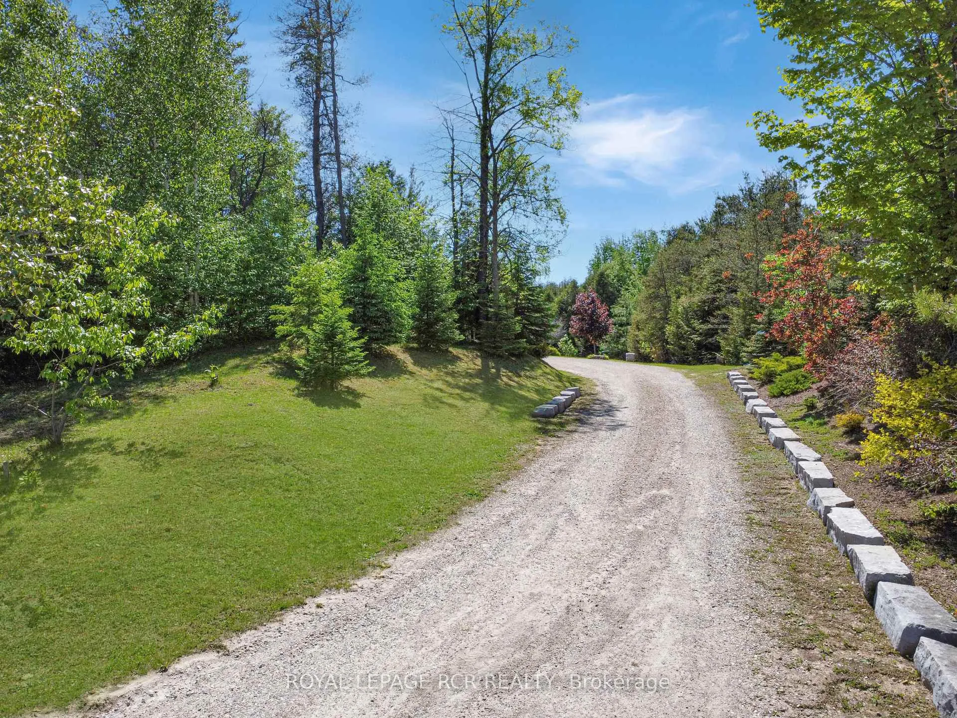 Photo 80 of 555374 Mono Amaranth Townline, Amaranth, Rural Amaranth — HOMEH