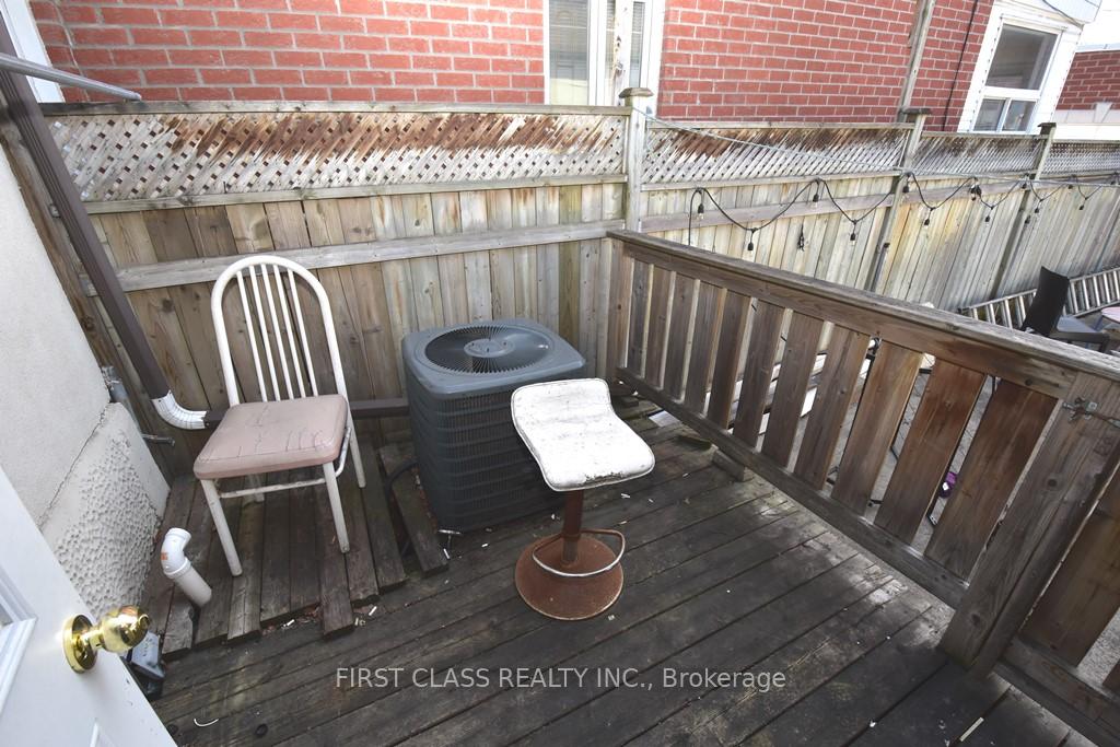 Photo 11 of Unit Main, 130 Denison Avenue, Toronto, Kensington-Chinatown — HOMEH