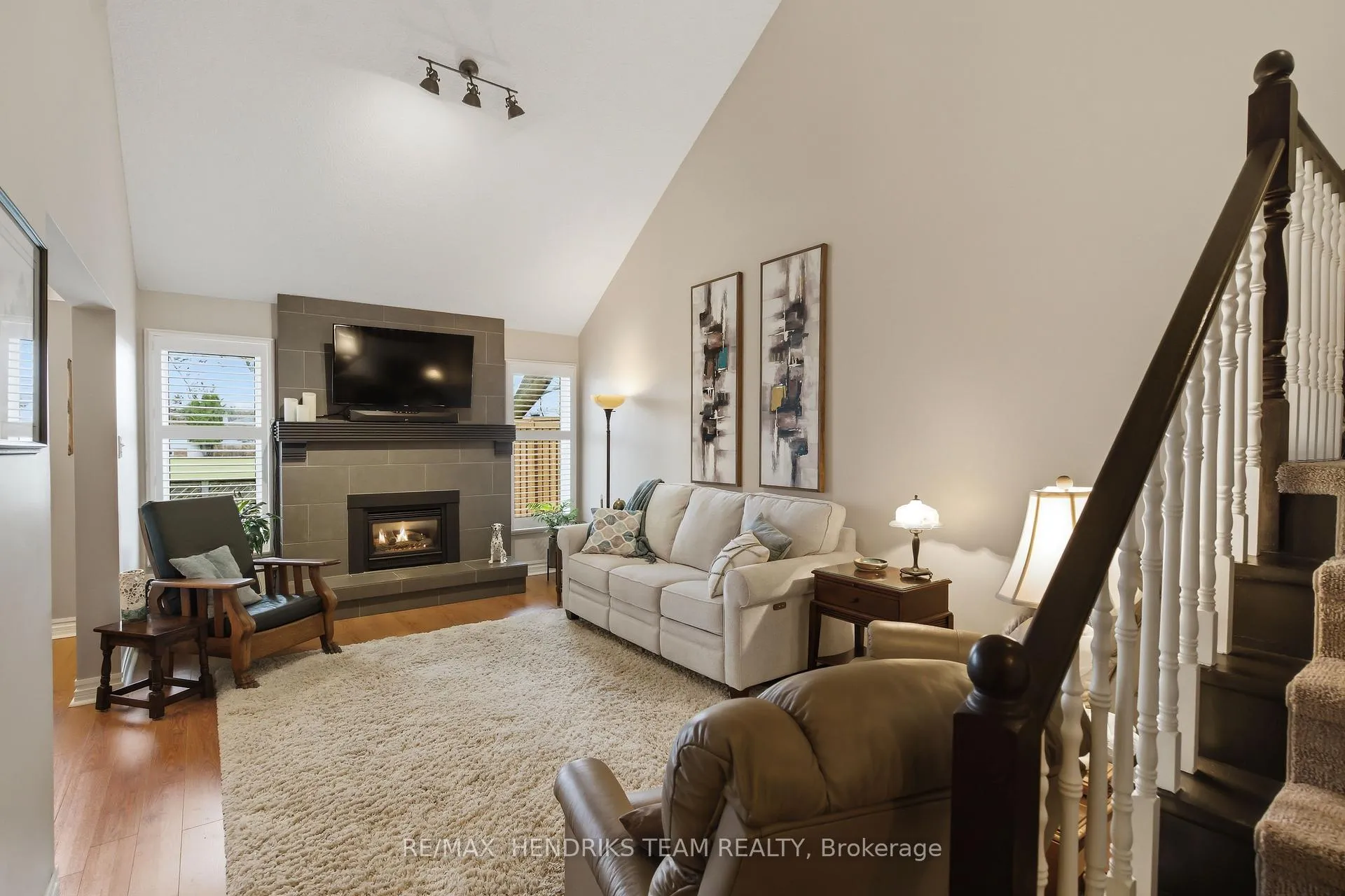 Photo 10 of Unit 8, 10 Elderwood Drive, St. Catharines, Grapeview — HOMEH