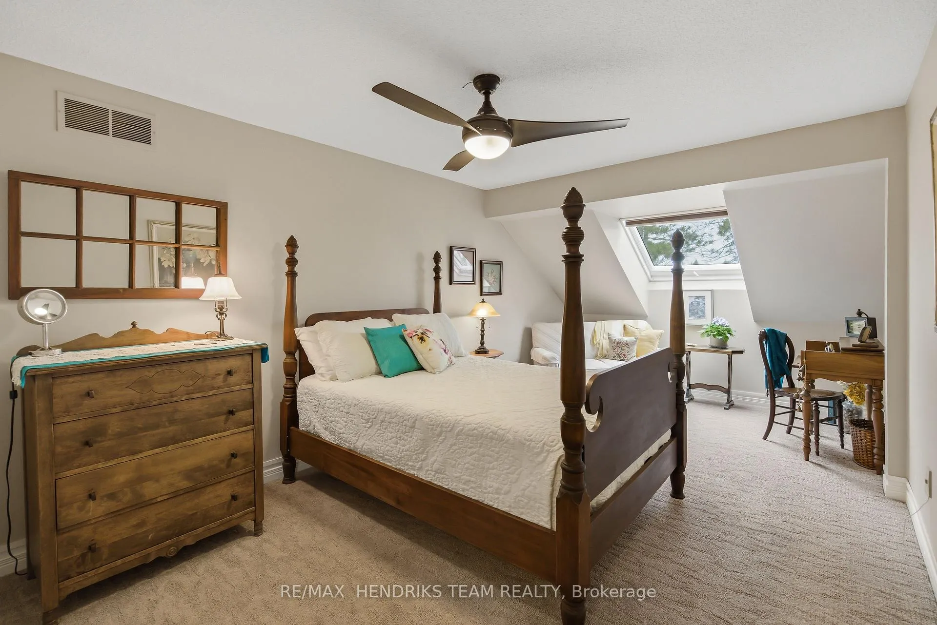 Photo 20 of Unit 8, 10 Elderwood Drive, St. Catharines, Grapeview — HOMEH