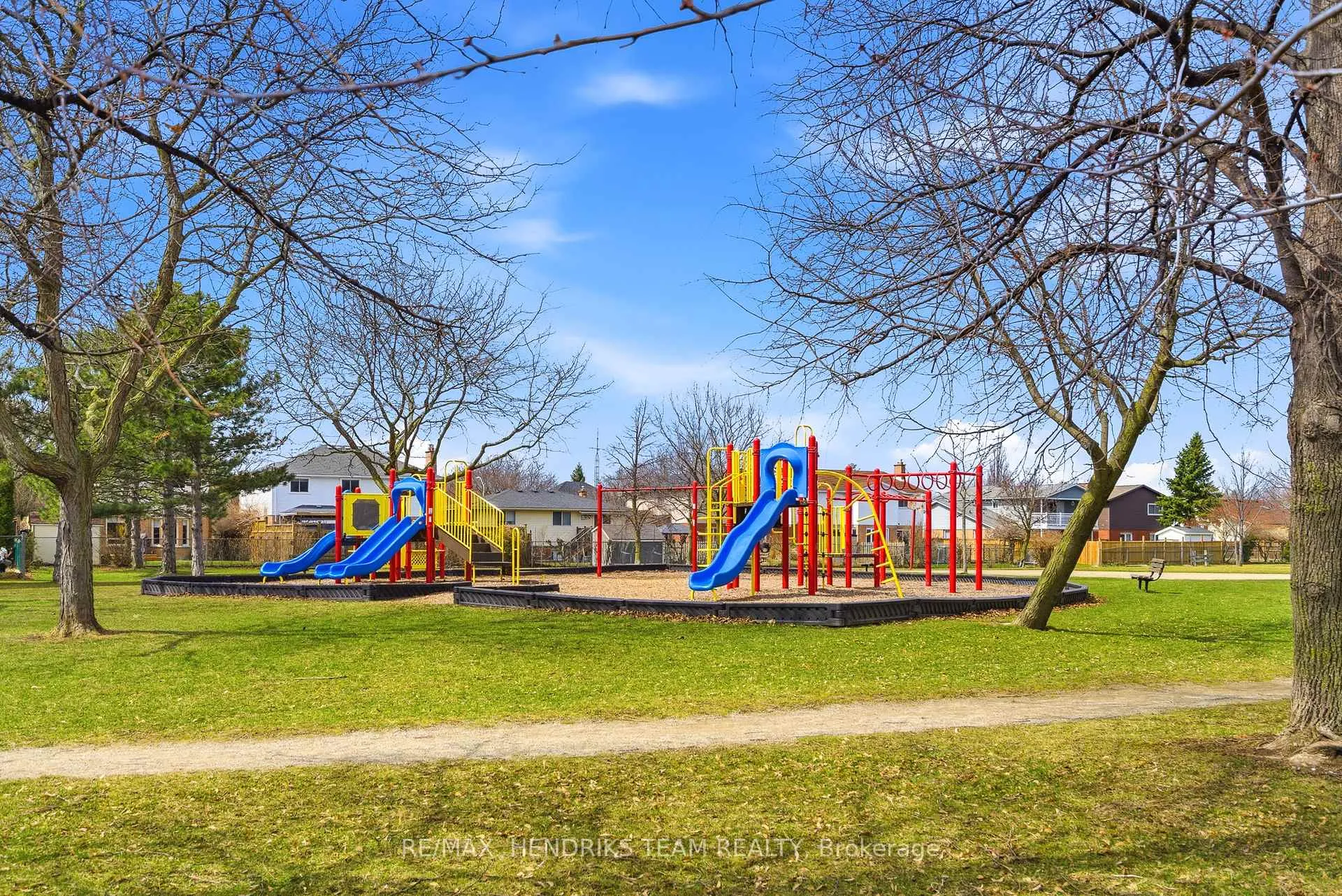 Photo 34 of Unit 8, 10 Elderwood Drive, St. Catharines, Grapeview — HOMEH