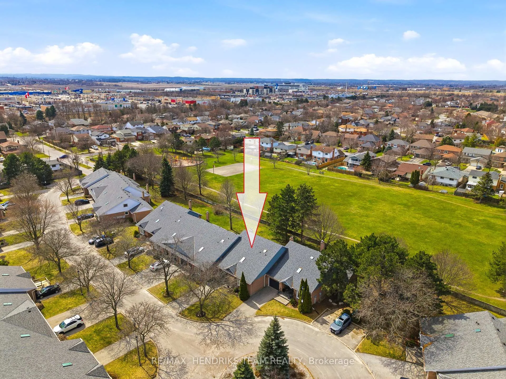 Photo 35 of Unit 8, 10 Elderwood Drive, St. Catharines, Grapeview — HOMEH