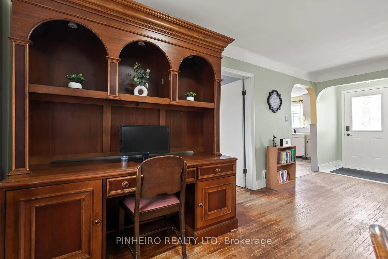 Photo 5 of 275 Ridout Street, West Elgin, Rodney — HOMEH
