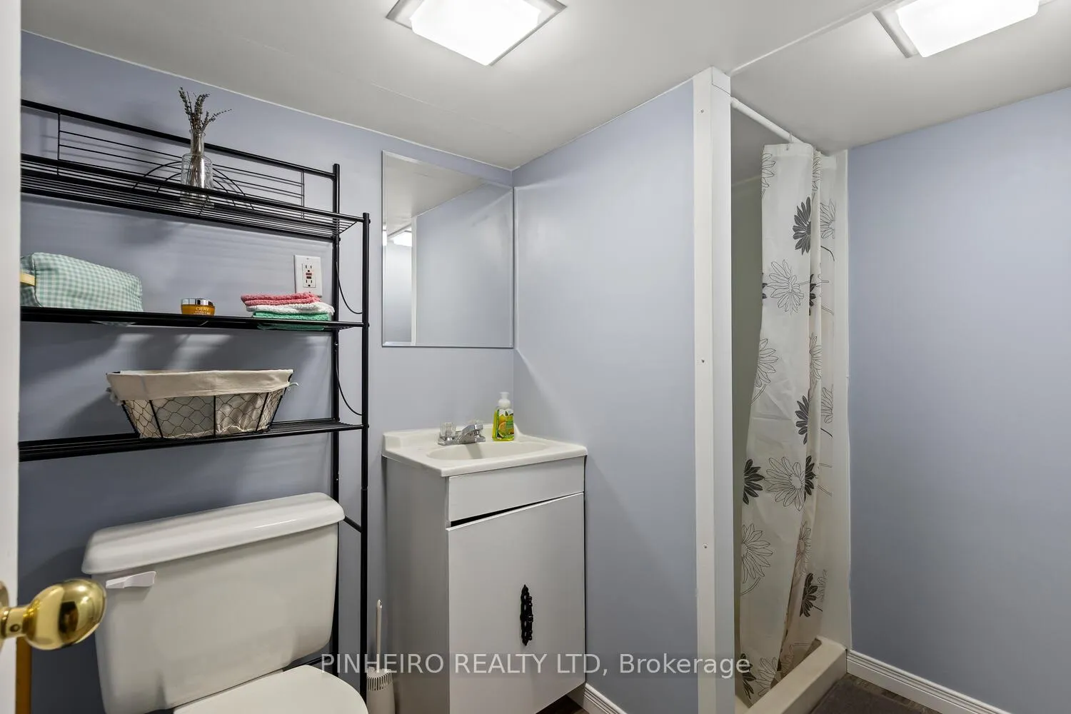 Photo 20 of 275 Ridout Street, West Elgin, Rodney — HOMEH