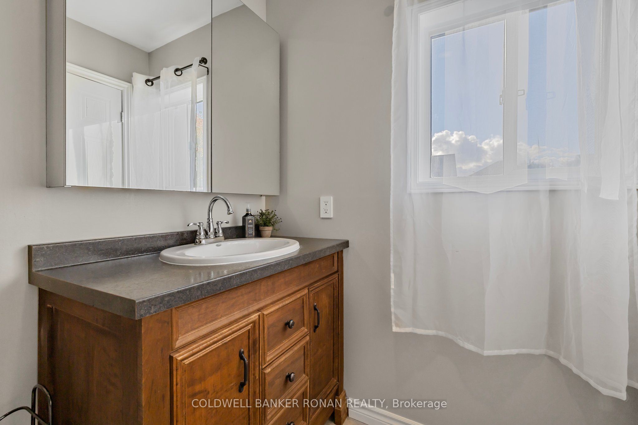 Photo 70 of 50 McCurdy Drive, New Tecumseth, Tottenham — HOMEH