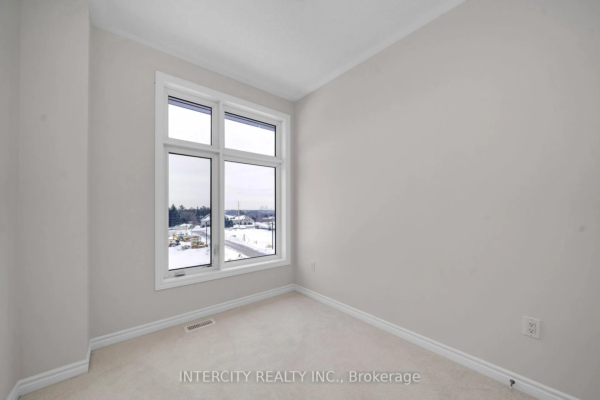 Photo 25 of 30 Radisson Street, Vaughan, Elder Mills — HOMEH