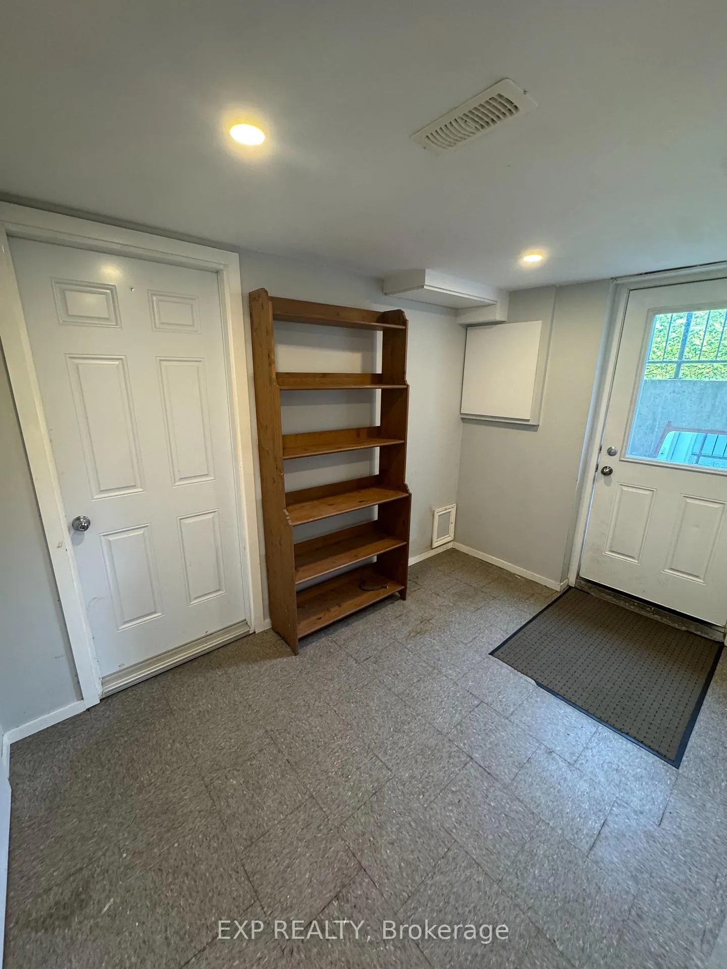 Photo 8 of 40 Cherrywood Drive, Ottawa, Arbeatha Park — HOMEH