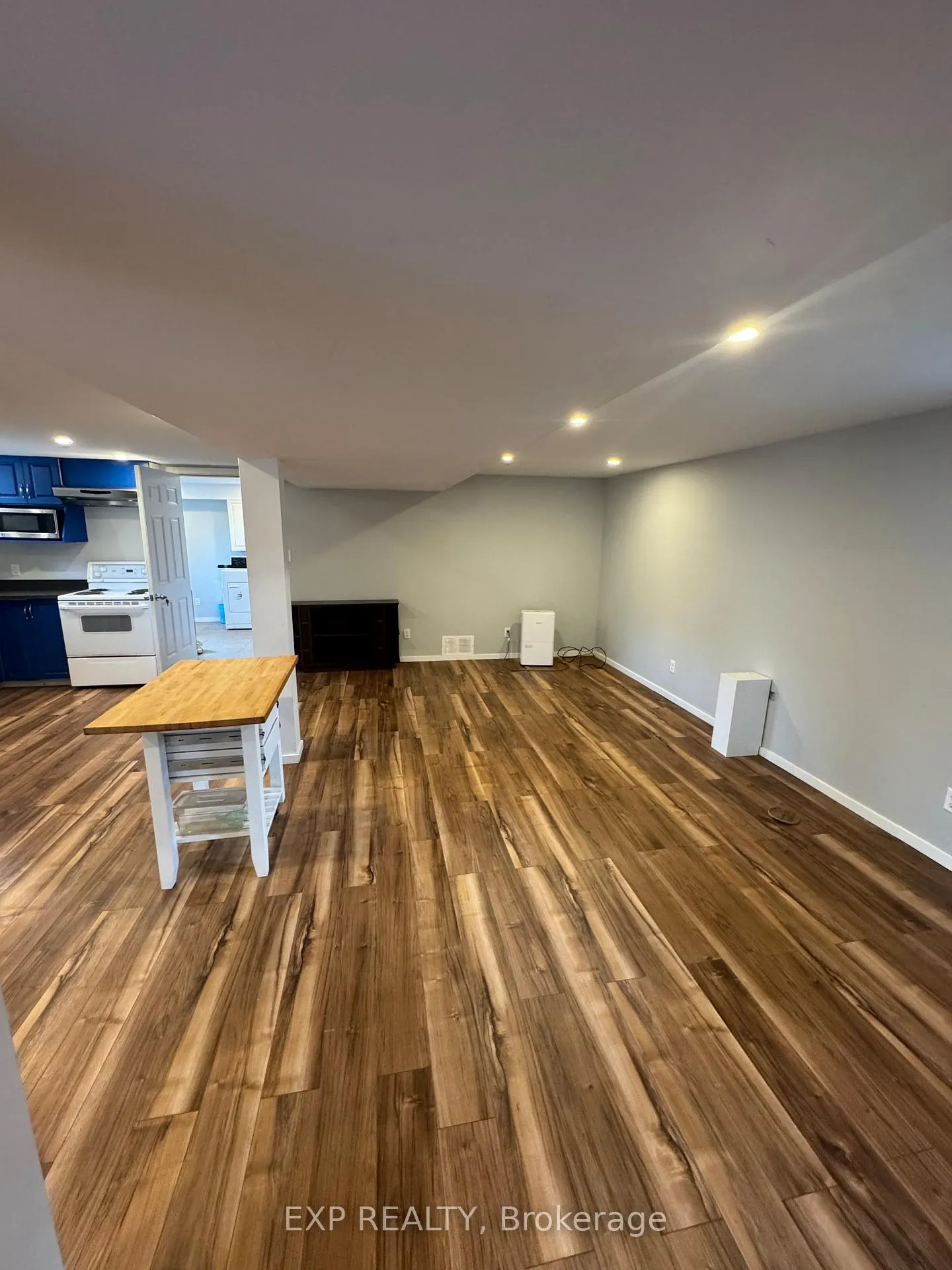 Photo 10 of 40 Cherrywood Drive, Ottawa, Arbeatha Park — HOMEH