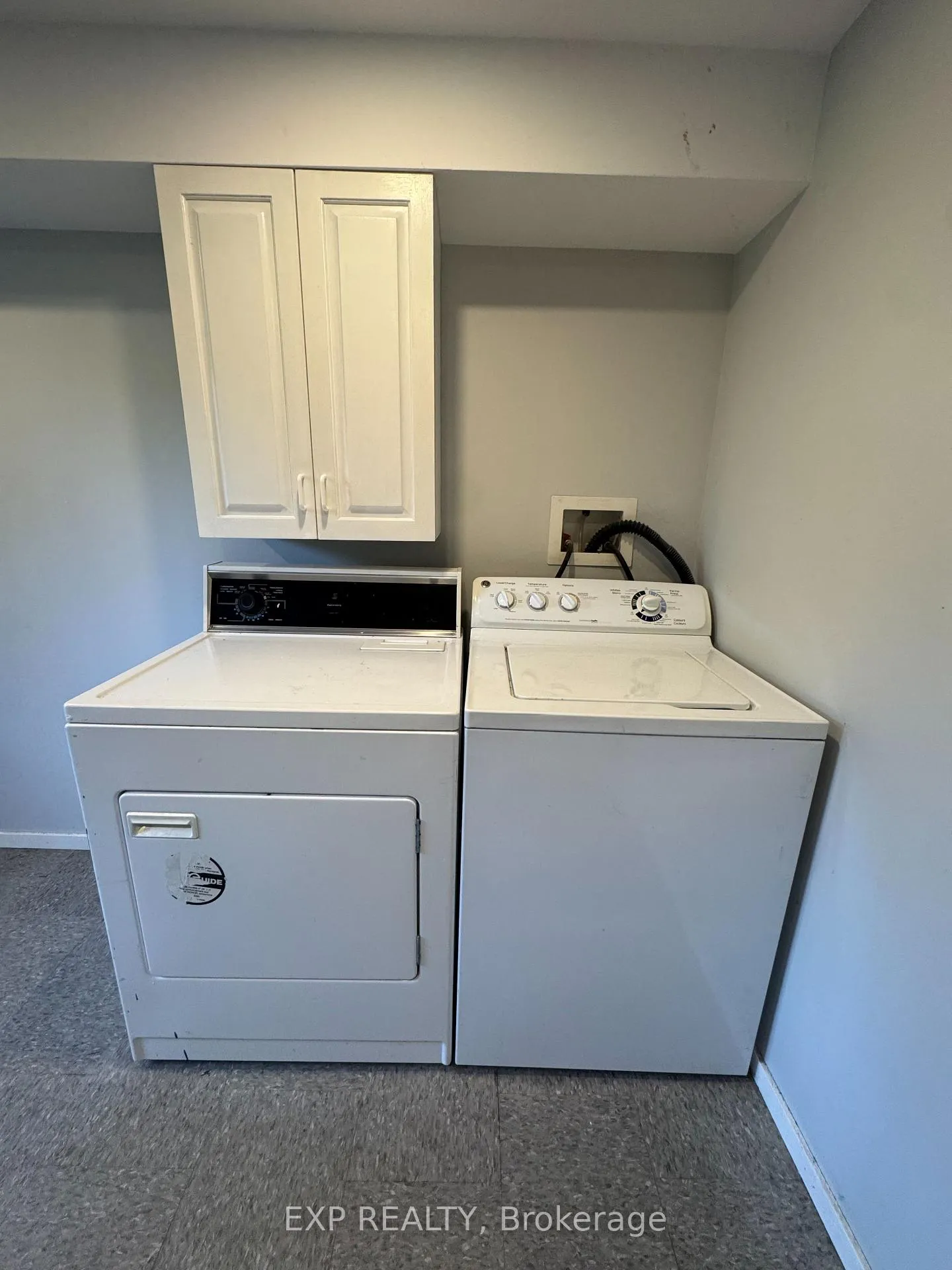 Photo 89 of 40 Cherrywood Drive, Ottawa, Arbeatha Park — HOMEH