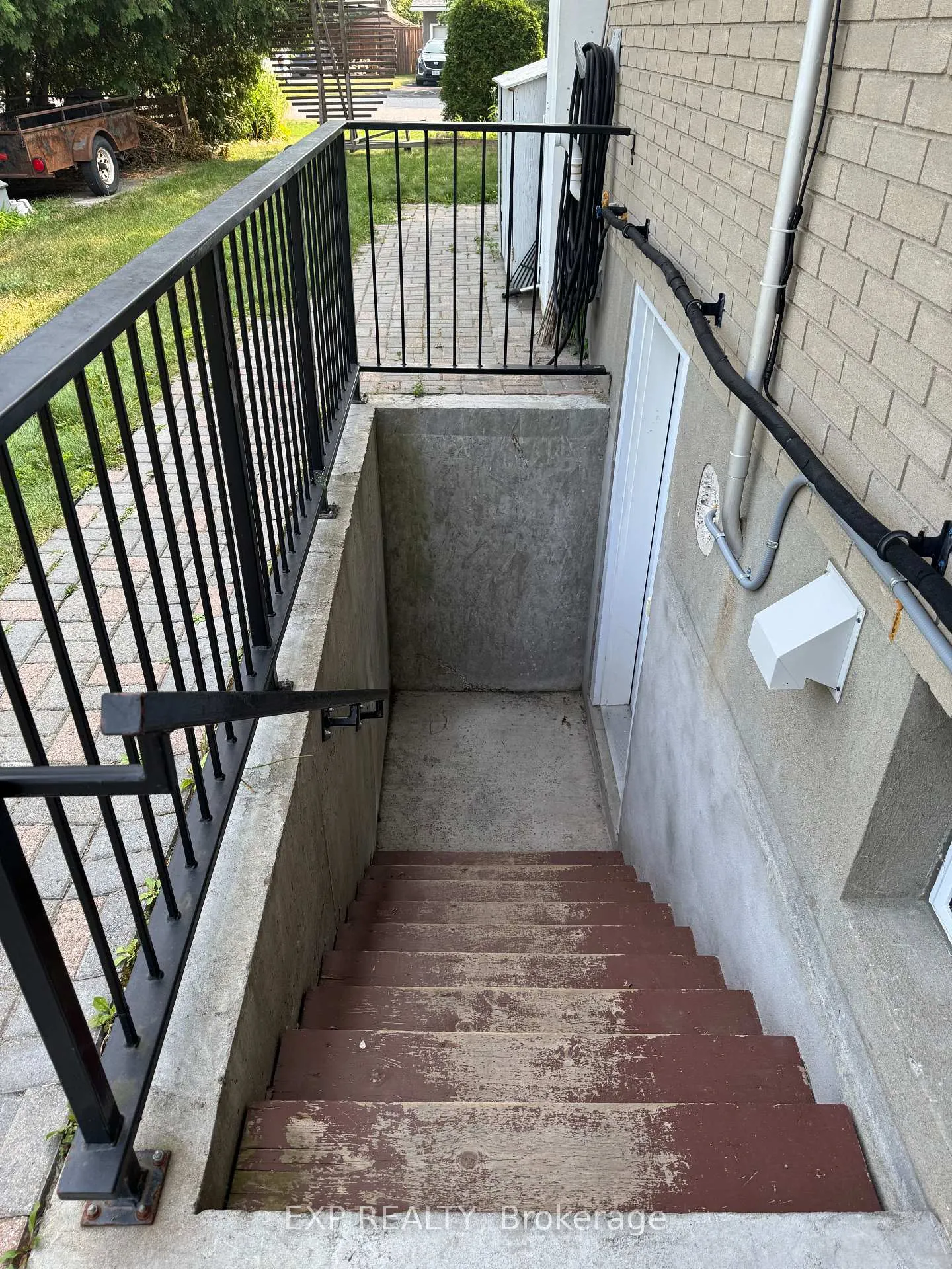 Photo 92 of 40 Cherrywood Drive, Ottawa, Arbeatha Park — HOMEH