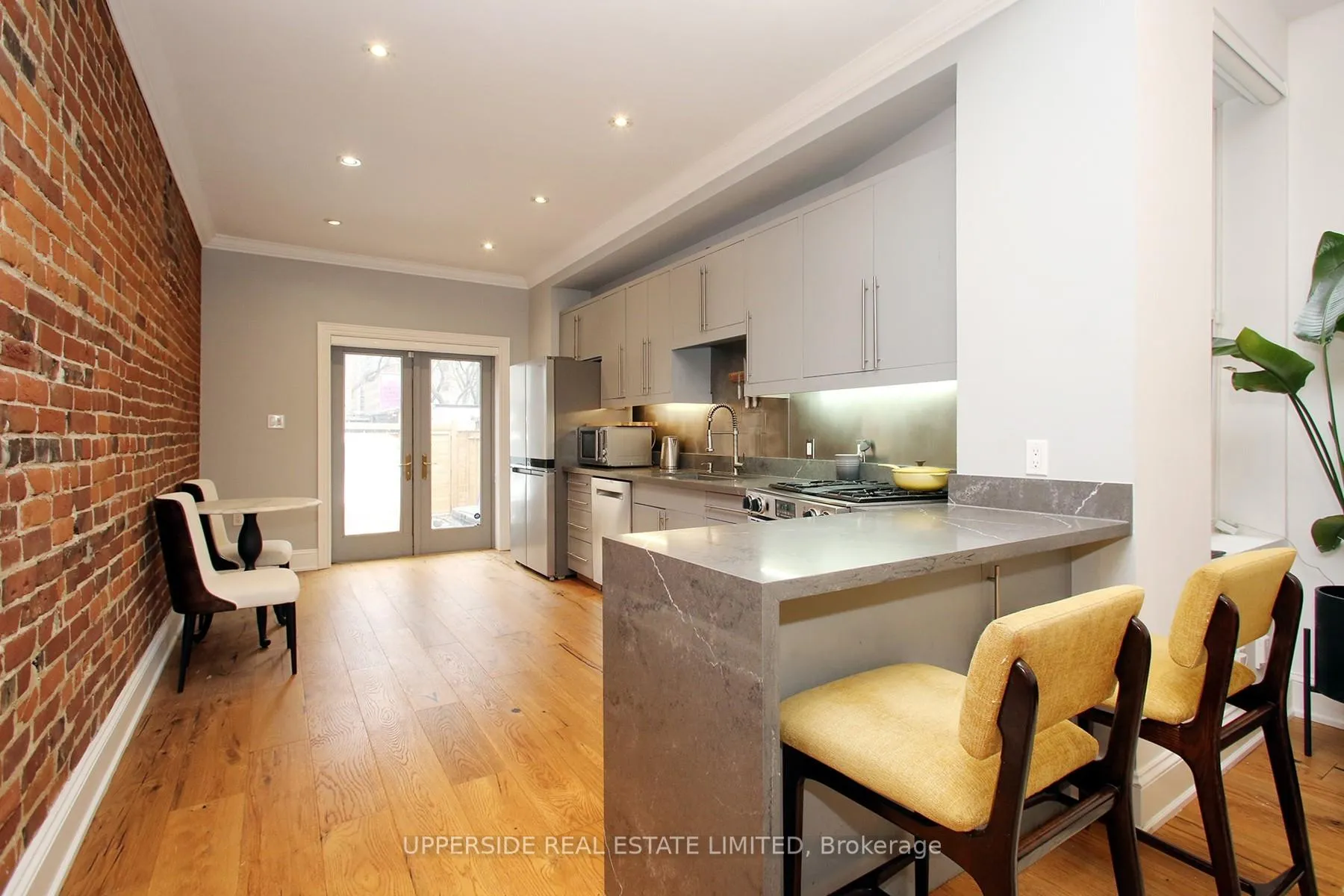 Photo 9 of 153 Collier Street, Toronto, Rosedale-Moore Park — HOMEH