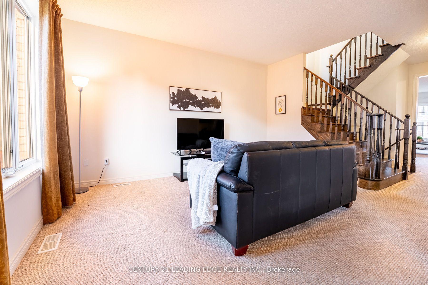 Photo 8 of 9 White Ash Road, Thorold, Confederation Heights — HOMEH