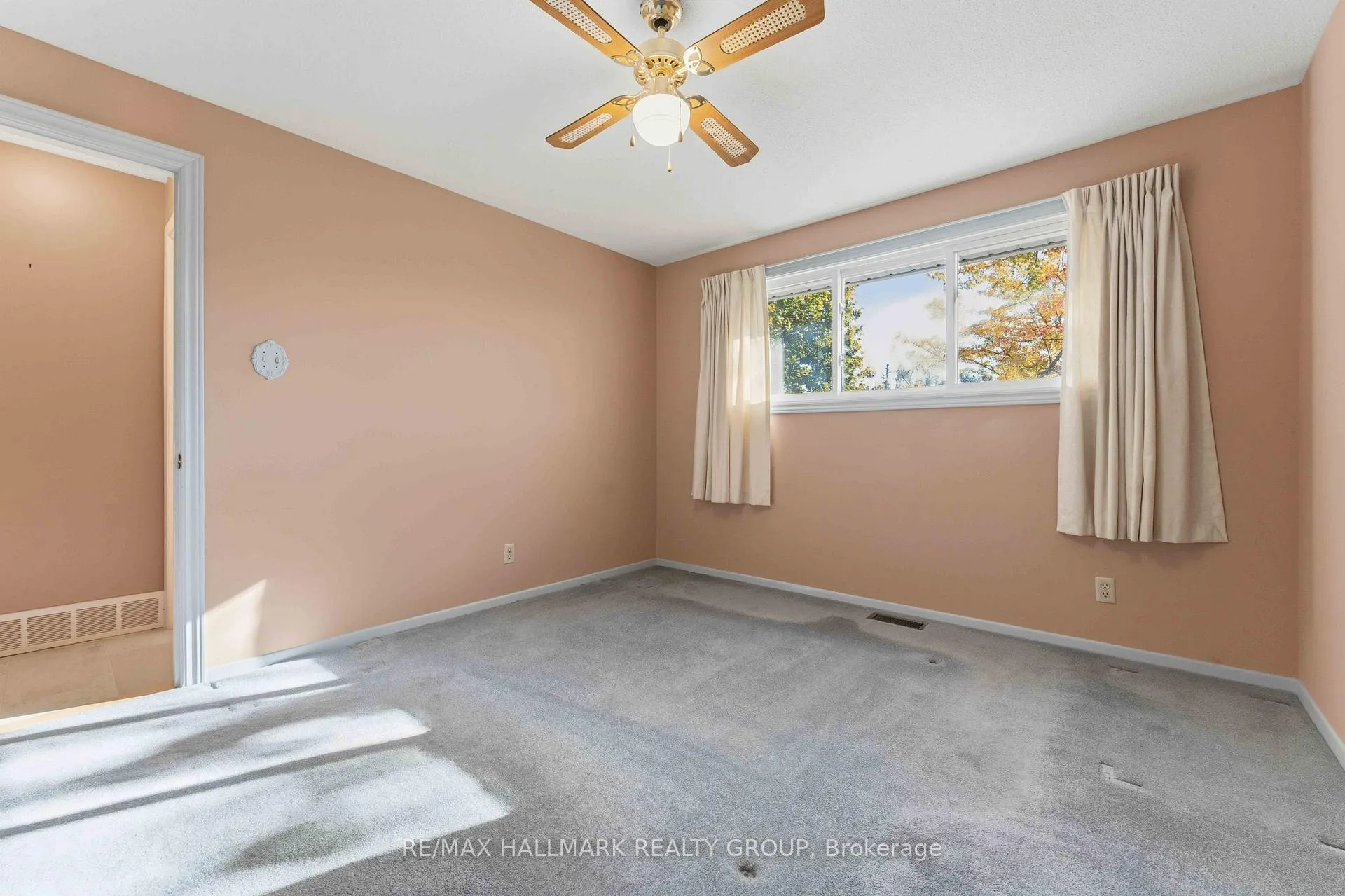 Photo 59 of 1884 Elmridge Drive, Ottawa, Beacon Hill South — HOMEH