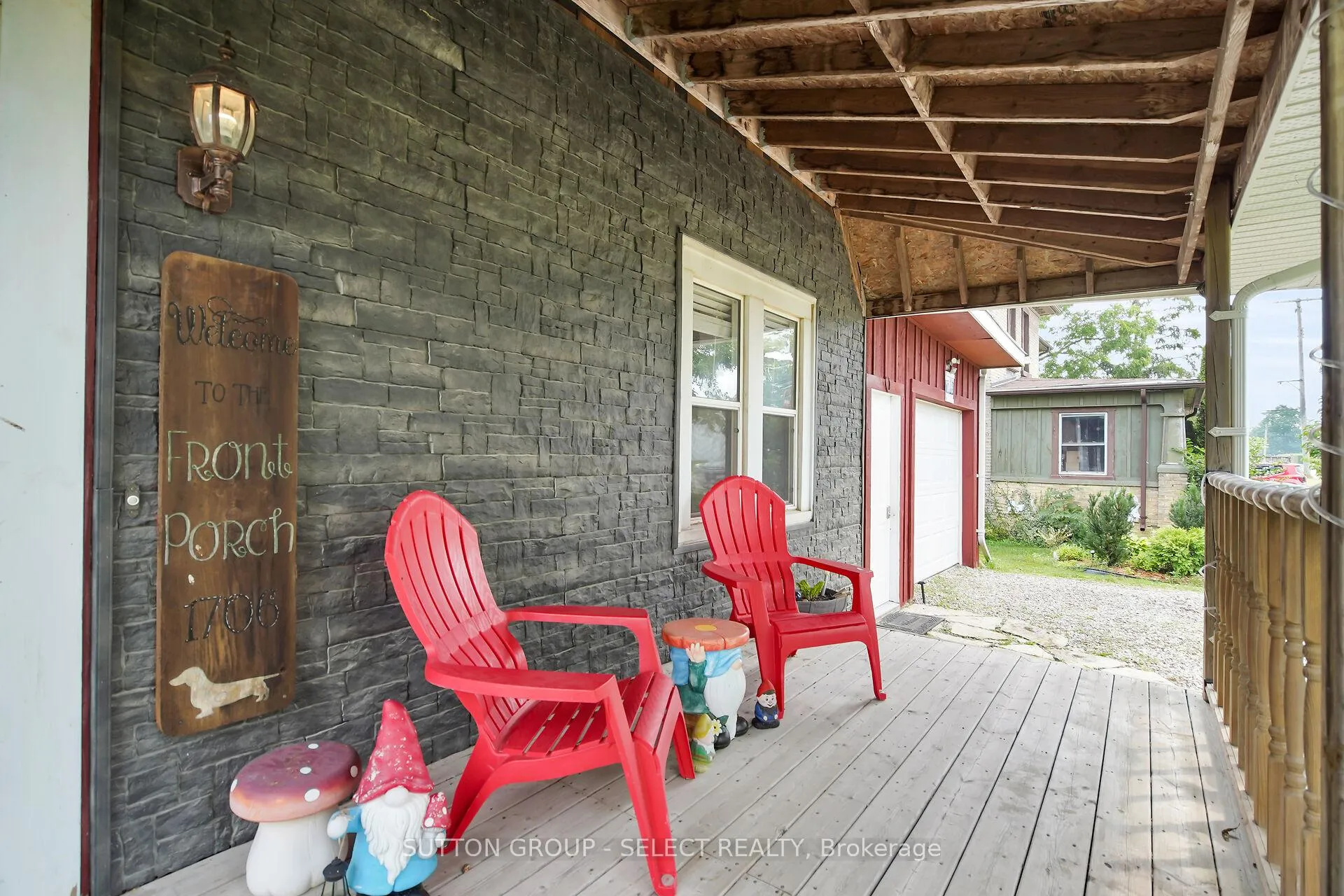 Photo 23 of 1706 Grace Street, Adelaide Metcalfe, Kerwood — HOMEH