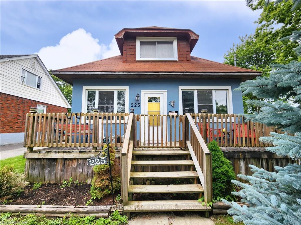 Photo 1 of 225 Taylor Street, Thorold, Allanburg/Thorold South — HOMEH