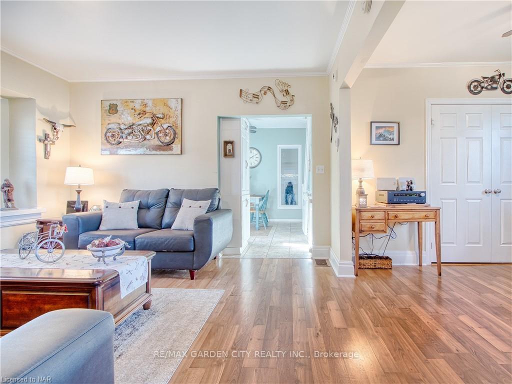 Photo 4 of 225 Taylor Street, Thorold, Allanburg/Thorold South — HOMEH