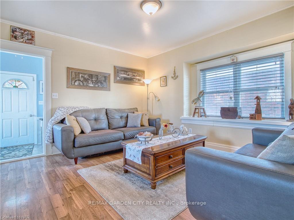 Photo 8 of 225 Taylor Street, Thorold, Allanburg/Thorold South — HOMEH