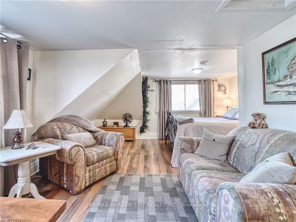 Photo 15 of 225 Taylor Street, Thorold, Allanburg/Thorold South — HOMEH