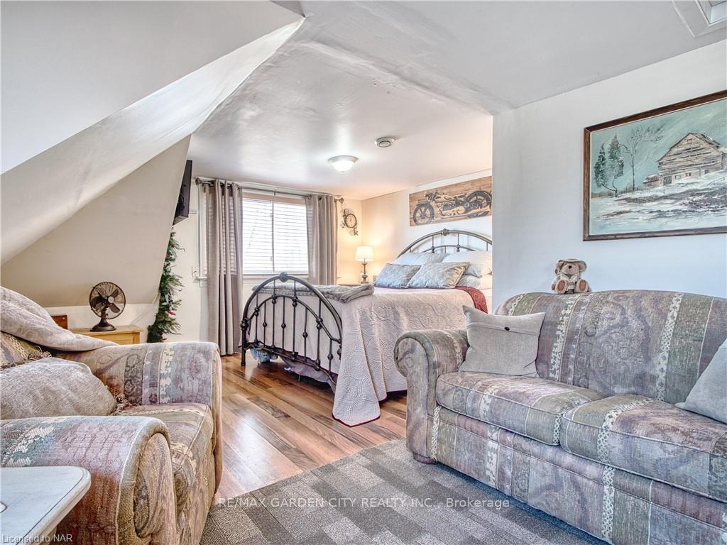 Photo 16 of 225 Taylor Street, Thorold, Allanburg/Thorold South — HOMEH