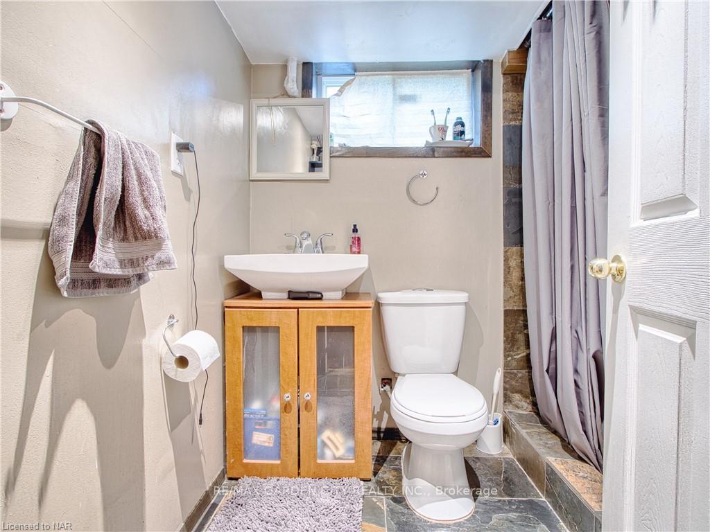 Photo 25 of 225 Taylor Street, Thorold, Allanburg/Thorold South — HOMEH