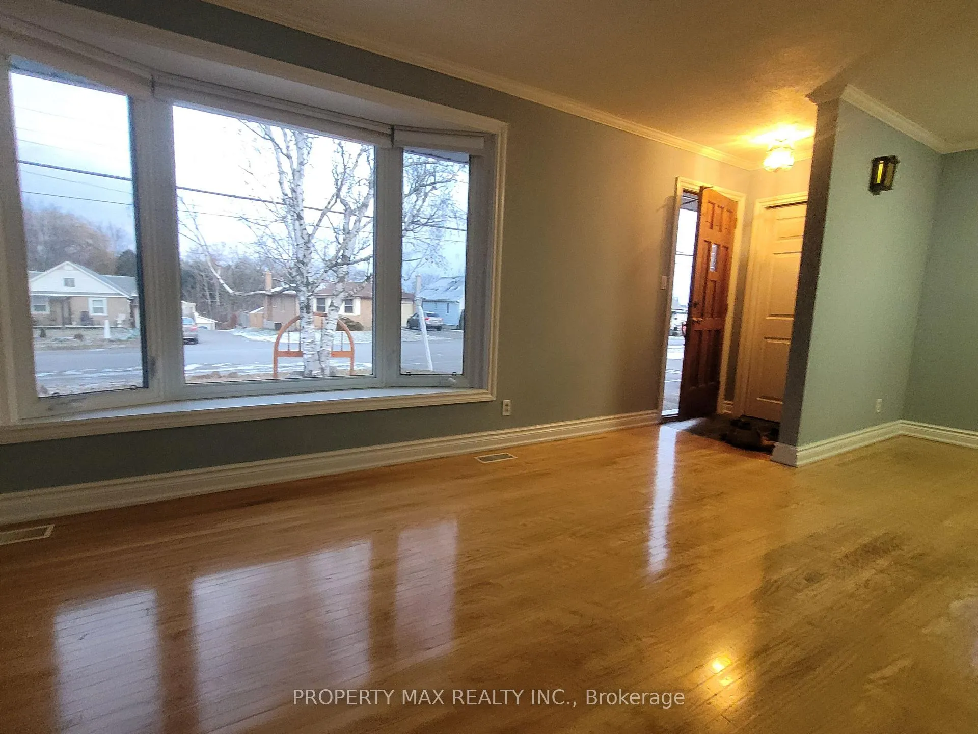 Photo 12 of 46 Gilbert Street, Belleville, Belleville Ward — HOMEH