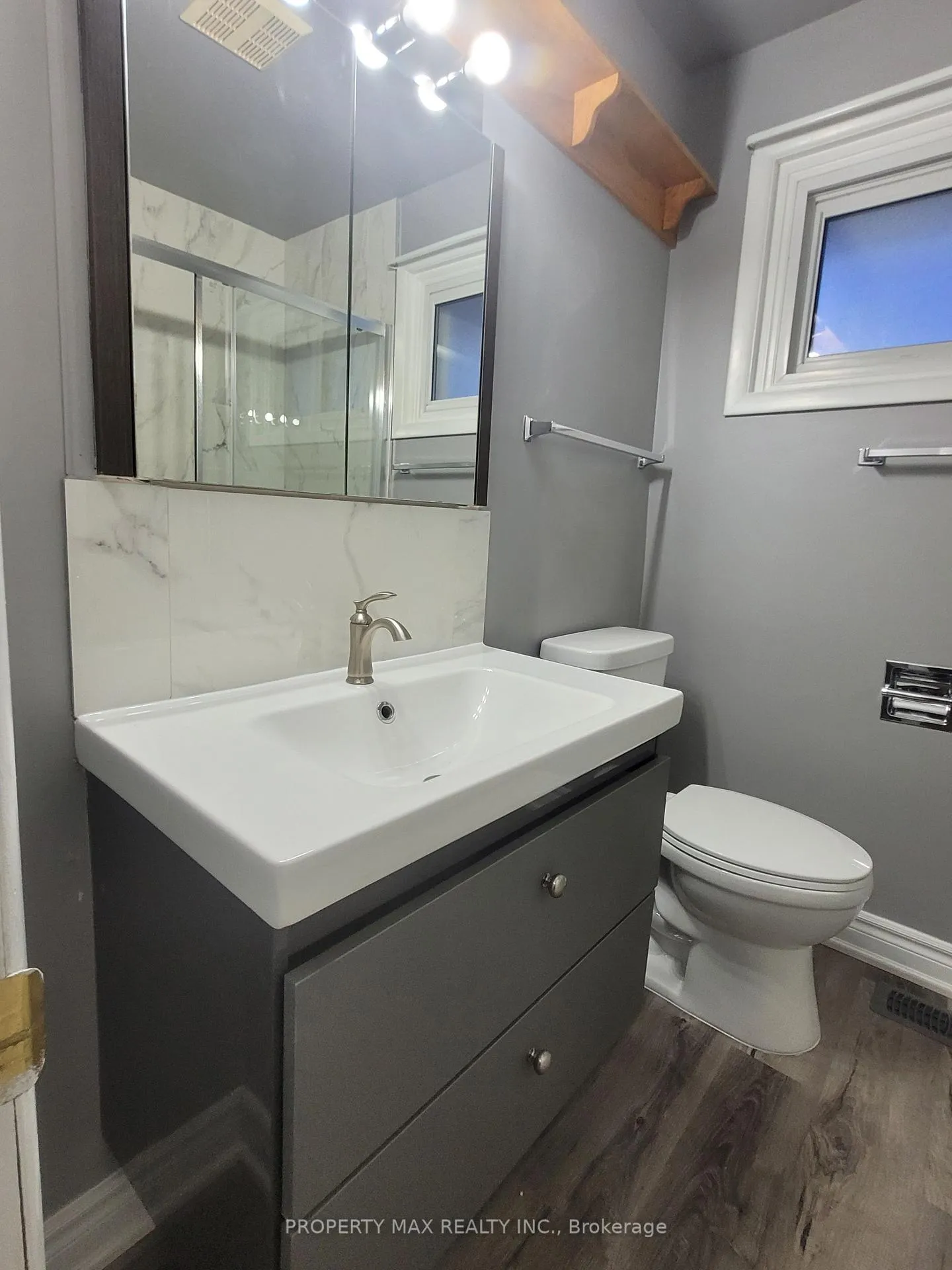 Photo 48 of 46 Gilbert Street, Belleville, Belleville Ward — HOMEH
