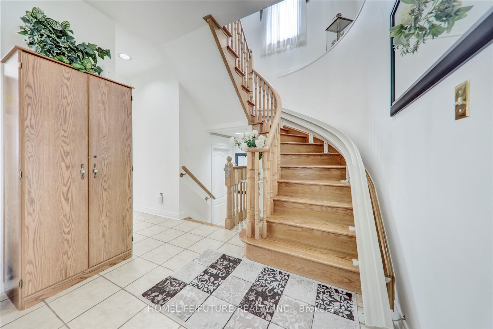 Photo 11 of 52 Nightstar Road, Scarborough, Rouge — HOMEH
