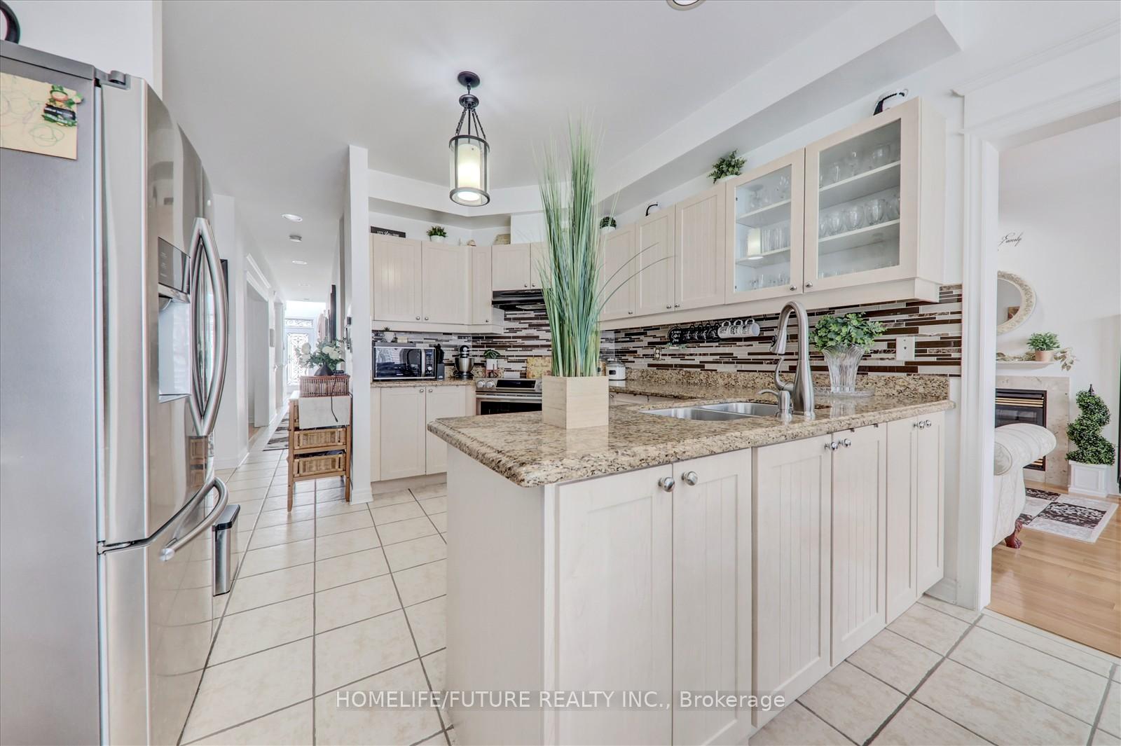 Photo 15 of 52 Nightstar Road, Scarborough, Rouge — HOMEH