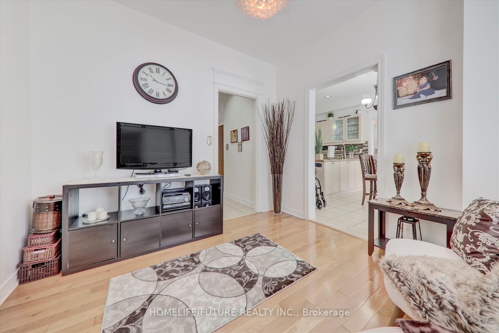 Photo 19 of 52 Nightstar Road, Scarborough, Rouge — HOMEH