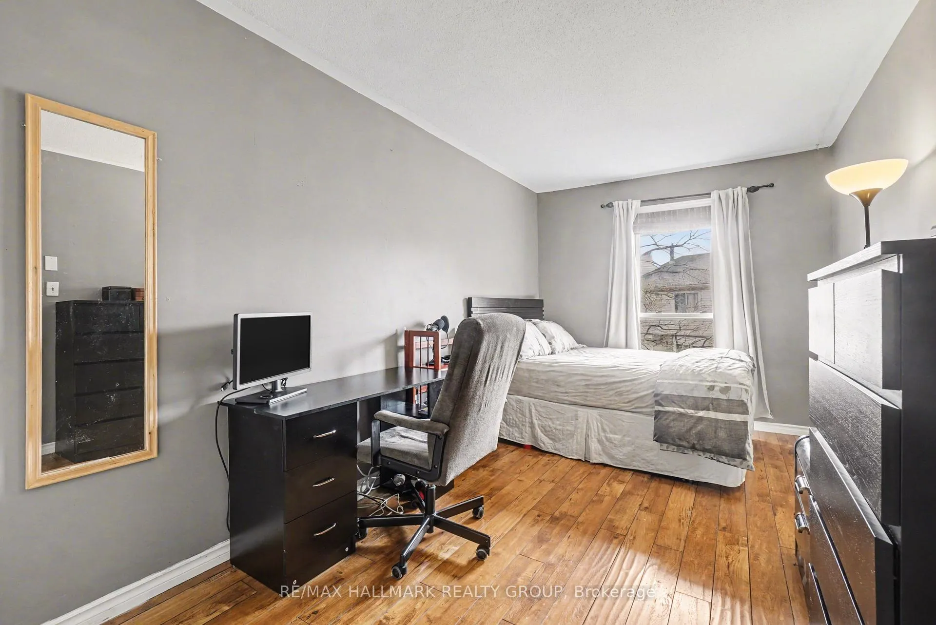 Photo 12 of 12D Arnold Drive, Ottawa, Arbeatha Park — HOMEH