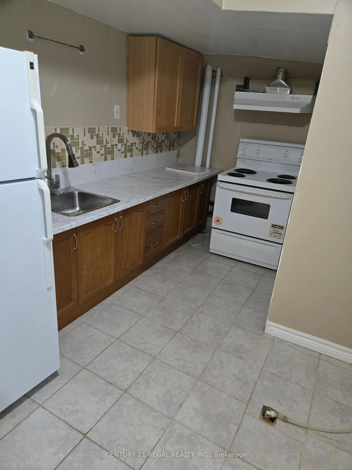 Photo 4 of Unit Basement # 2, 45 Flower Crescent, Scarborough, Rouge — HOMEH